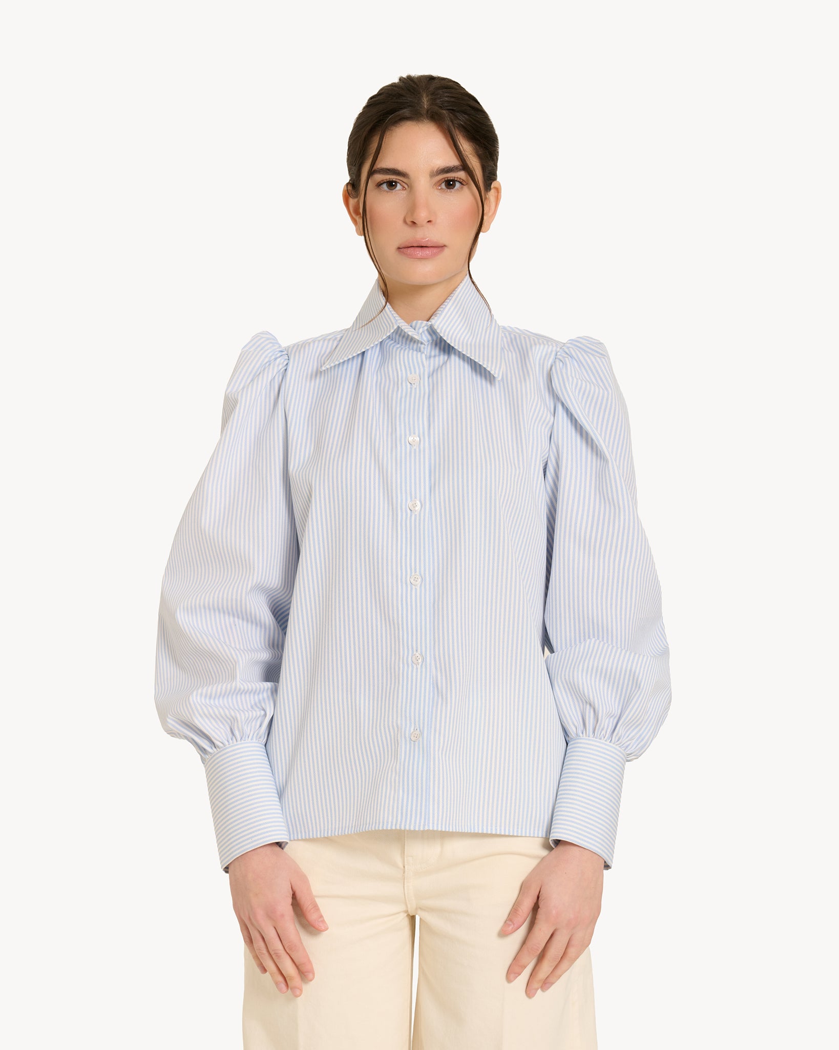 The Classic Shirt - Light Blue Stripe